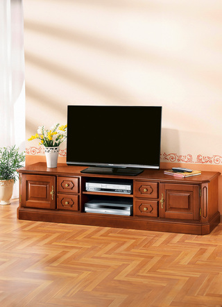 TV-Longboard mit goldfarbenen Metallgriffen