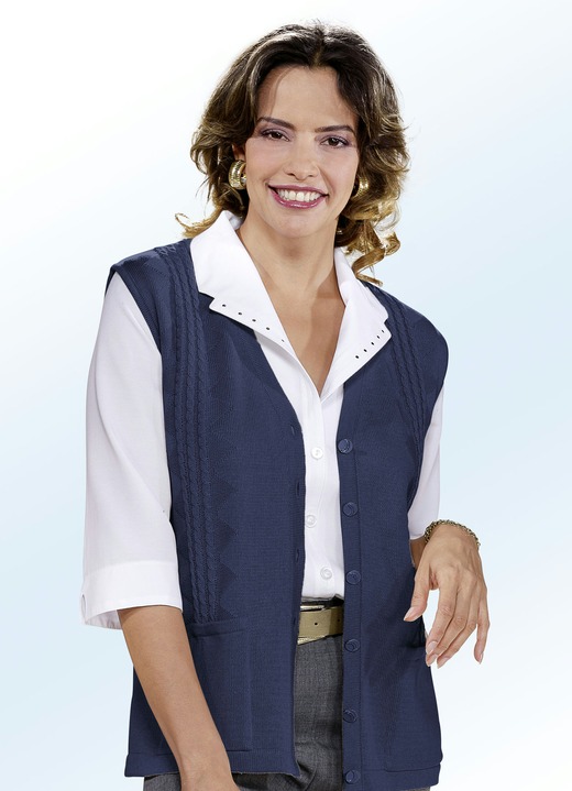 Strickgilets - Strickgilet mit Baumwolle Strickgilets - Strickgilet mit Baumwolle, in Größe 038 bis 054, in Farbe MARINE