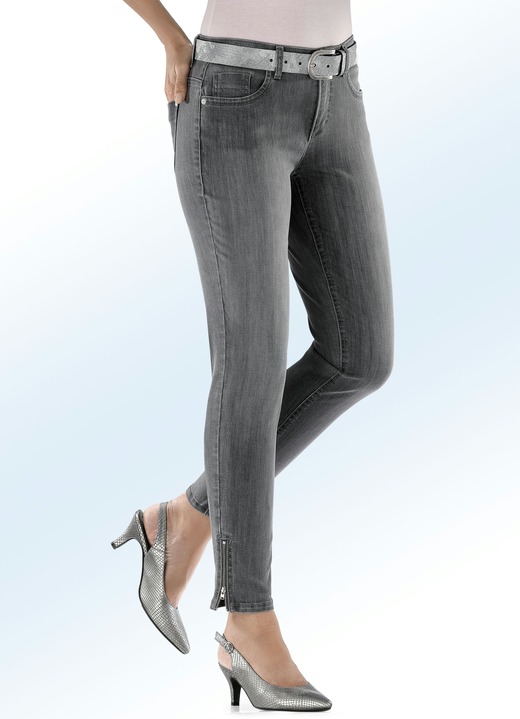 Hosen mit Knopf- und Reissverschluss - Magic-Jeans mit modischen Reißverschlüssen an den Beinabschlüssen, in Größe 017 bis 050, in Farbe GRAU Ansicht 1