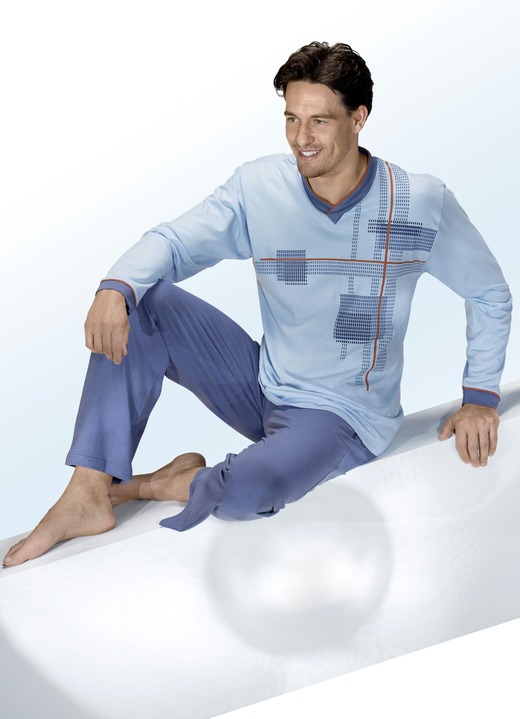 Pyjamas - Pyjama mit V-Ausschnitt, platziertem Druck und offenen Beinabschlüssen, in Größe 046 bis 106, in Farbe HELLBLAU-BLAU