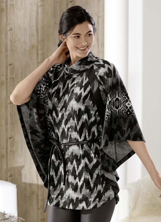 Pullover - Poncho-Pullover in weich fliessendem Material Pullover - Poncho-Pullover in weich fliessendem Material, in Größe L(44/46) bis XXL(52/54), in Farbe SCHWARZ-ECRU