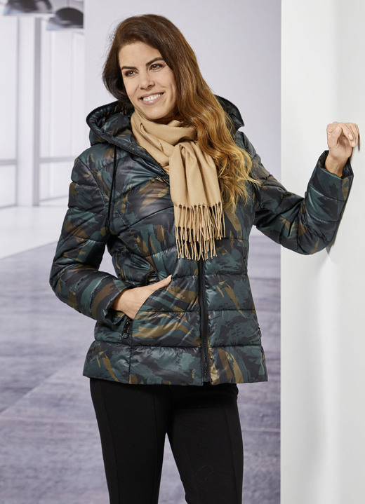 Jacken & Mäntel - Jacke mit fester Kapuze, in Größe 034 bis 052, in Farbe GRÜN-SCHWARZ-CAMEL Ansicht 1