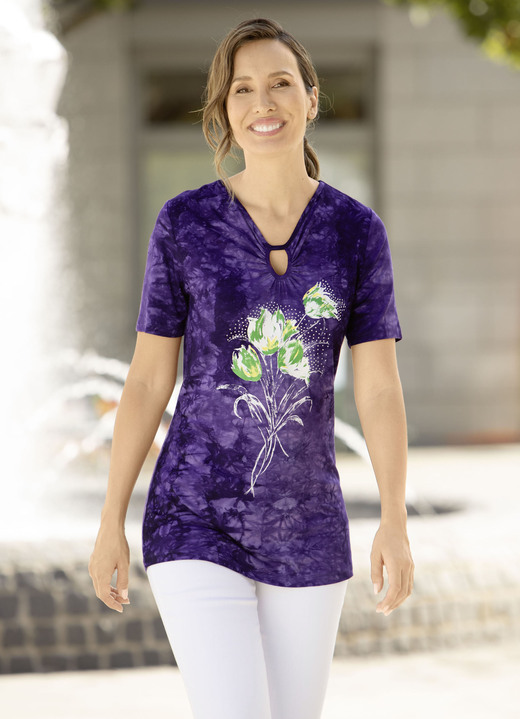 Damen - Shirt in toller Batik-Optik in 3 Farben, in Größe 038 bis 054, in Farbe LILA BATIK Ansicht 1
