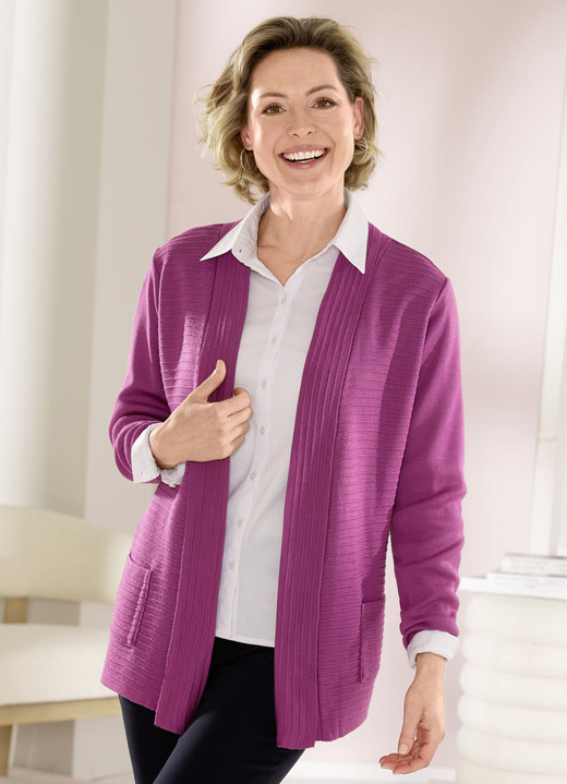 Strickjacken - Strickjacke mit Streifenstruktur Strickjacken - Strickjacke mit Streifenstruktur, in Größe 038 bis 054, in Farbe ROSENHOLZ