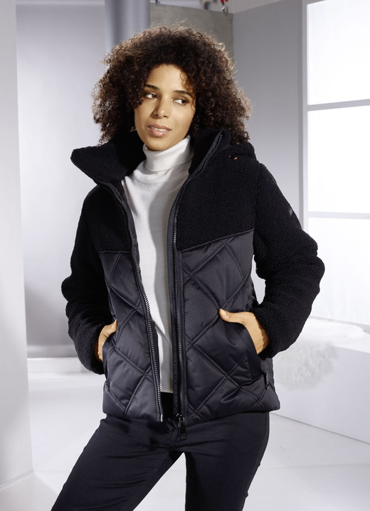 Kurz - Funktionsjacke in trendstarkem Materialmix Kurz - Funktionsjacke in trendstarkem Materialmix, in Größe 034 bis 050, in Farbe SCHWARZ