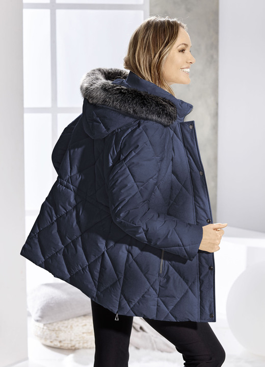 Jacken & Mäntel - Jacke mit Reißverschluss an den Seitenschlitzen Jacken & Mäntel - Jacke mit Reißverschluss an den Seitenschlitzen, in Größe 036 bis 054, in Farbe NAVY
