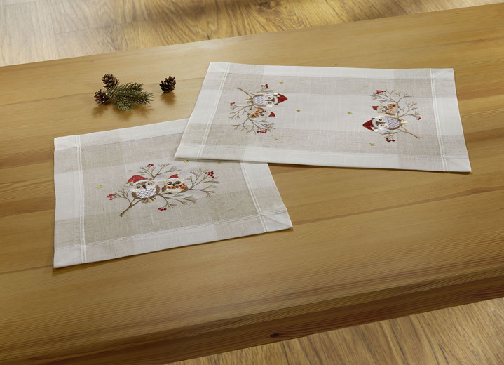 Heimtextilien - Tisch- und Raumdekoration mit Eulen-Motiv, in Größe 101 (Deckchen, 35x 50 cm) bis 404 (Kissenbezug, 40x 40 cm), in Farbe SEKT-BUNT Ansicht 1