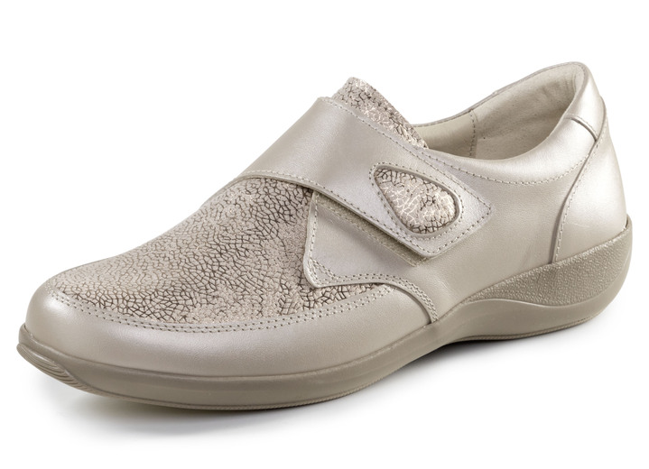 Slipper & Schnürschuhe - ELENA EDEN Klettschuh aus schimmerndem Nappaleder, in Größe 036 bis 042, in Farbe BEIGE Ansicht 1