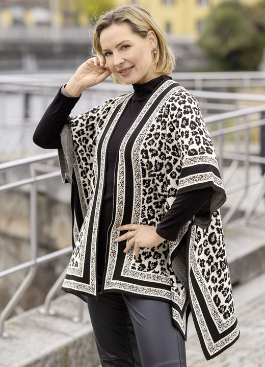 Strickgilets - Poncho in Jacquard-Dessin Strickgilets - Poncho in Jacquard-Dessin, in Größe 1(36-42) bis 3(50-54), in Farbe SCHWARZ-ECRU