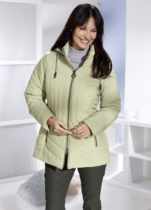 Winterjacken - Jacke mit abnehmbarer Kapuze, in Größe 038 bis 054, in Farbe LINDGRÜN Ansicht 1