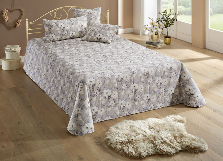Dekokissen & Hüllen - Tagesdecken mit Karosteppung und Kissenbezüge, in Größe 873 (für Einzelbett, 135x210 cm) bis 924 (Kissenbezug, 40x 80 cm), in Farbe BEIGE Ansicht 1