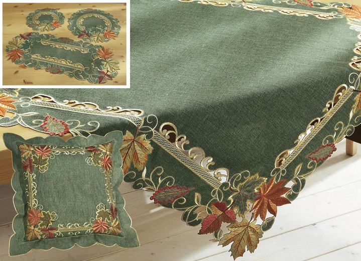 Heimtextilien - Tisch- und Raumdekoration mit Herbstlaub-Stickereien, in Größe 101 (Läufer oval, 30x 70 cm) bis 404 (Kissenhülle, 40x 40 cm), in Farbe GRÜN