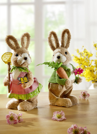 Hase aus Kunst- und Textilmaterial