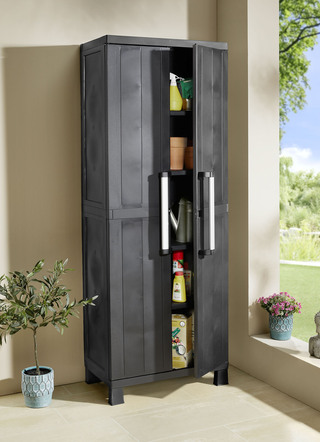 Geräteschrank Garage mit Holzlamellen-Effekt