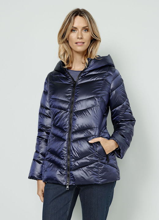 Jacken & Mäntel - Steppjacke mit fester Kapuze, in Größe 040 bis 052, in Farbe MARINE Ansicht 1