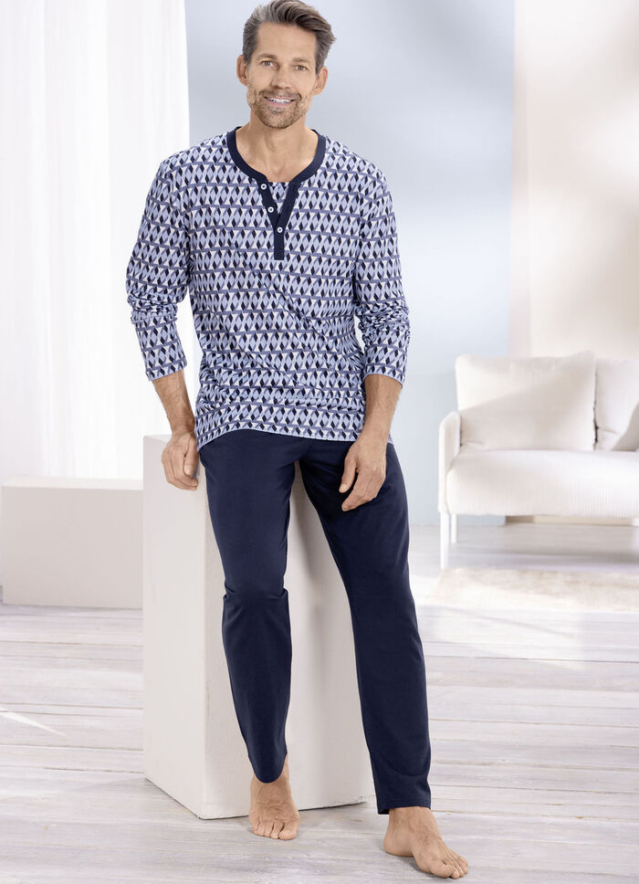 Schlafanzug mit Knopfleiste und offenen Abschl&uuml;ssen  