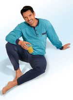 Pyjama mit Knopfleiste und aufgesetzter Brusttasche  