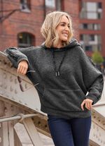 Pullover mit Kapuze und in Fledermausform 