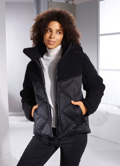Funktionsjacke in trendstarkem Materialmix 
