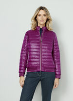 Steppjacke mit Reißverschlusstaschen 