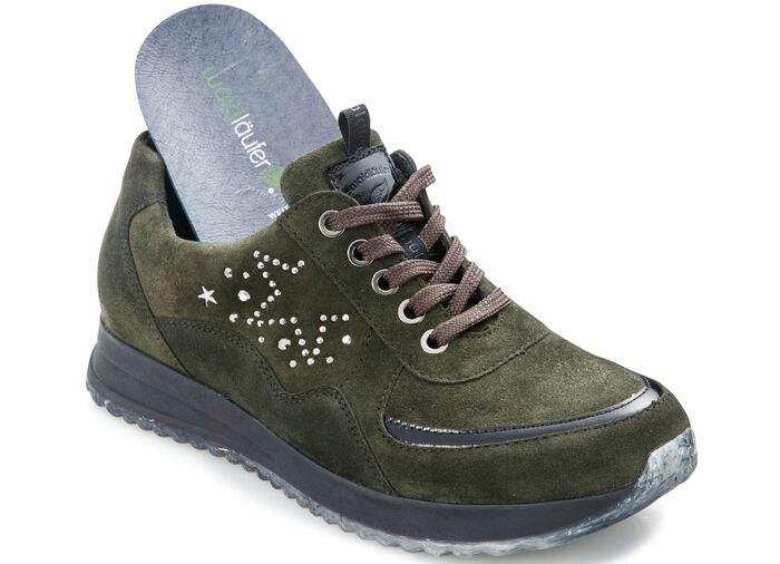 Waldl&auml;ufer Schn&uuml;rschuh mit trendiger Nietenzier 