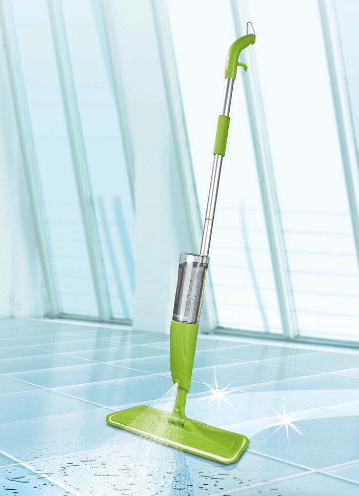 Spr&uuml;hwischer mit Wassertank 