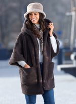 Cape mit fester Kapuze 