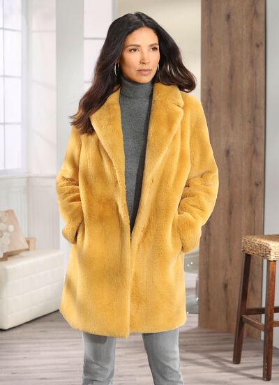 Longjacke aus kuschelweichem Kunstpelz 