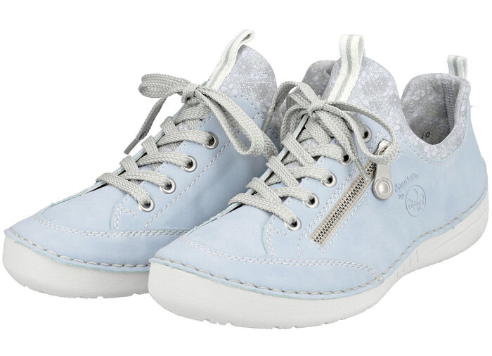 Rieker Schnürschuh aus floral bedrucktem Textilmaterial mit Metallicschimmer HELLBLAU-GRAU