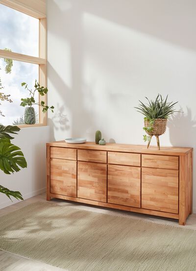 M&ouml;belprogramm mit Massivholzfronten und Softclose 