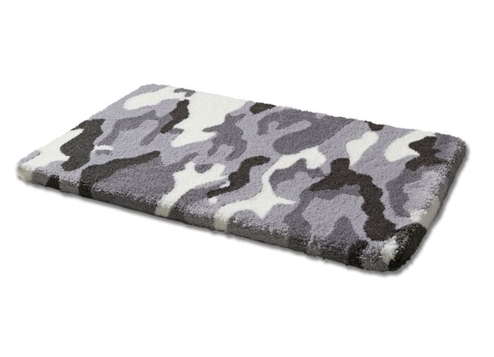 Badgarnitur im Camouflage-Dessin GRAU