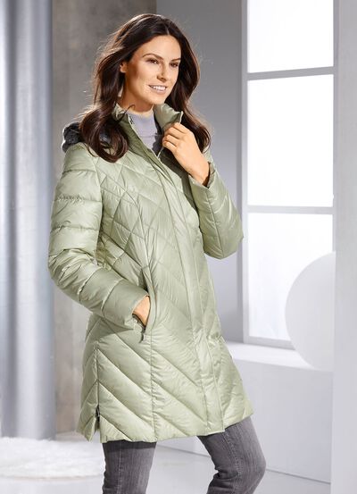 Daunen-Kurzmantel mit abnehmbarer Kapuze 