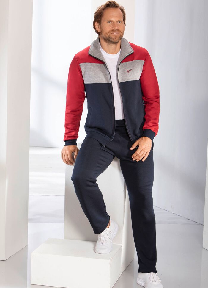 Freizeitanzug mit Seitentaschen 