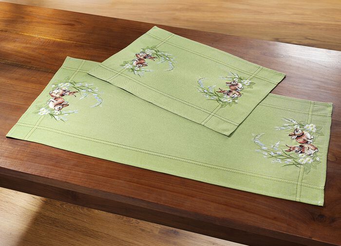 Tisch- und Raumdekoration mit Bl&uuml;ten- und Gr&auml;ser Motiv 