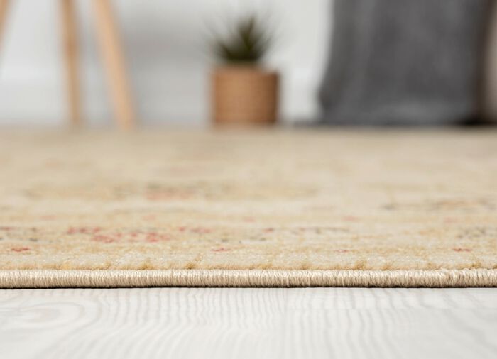 Br&uuml;cke und Teppiche mit Orient-Optik CREME