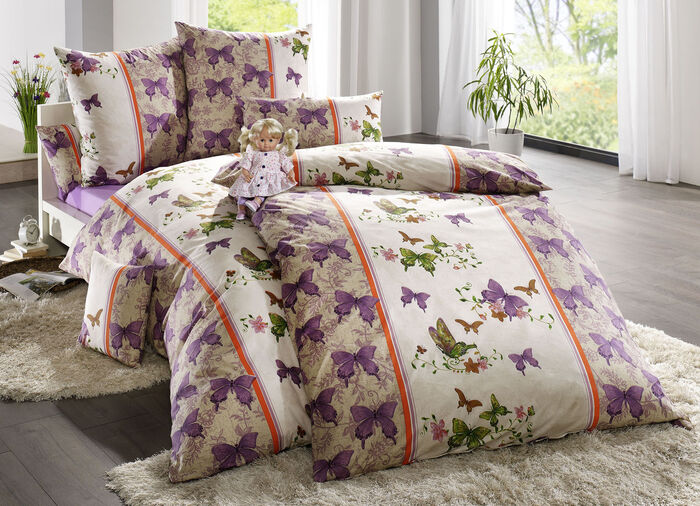 Beidseitig bedruckte Bettwäsche-Garnitur mit Schmetterlings-Motiven FLIEDER