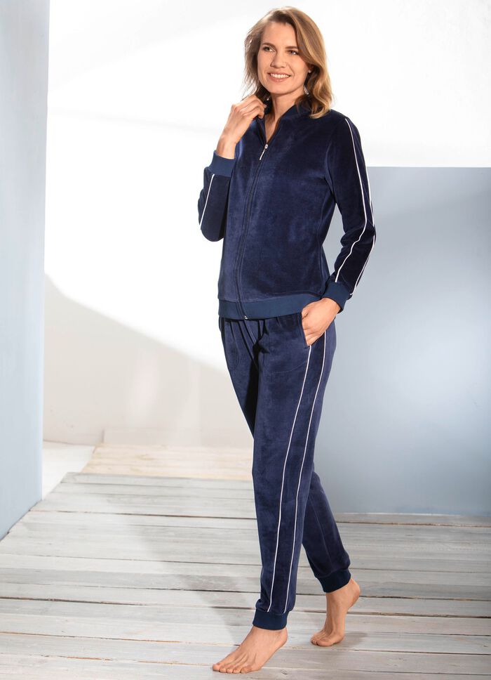 Sportiver Hausanzug von Laurina 