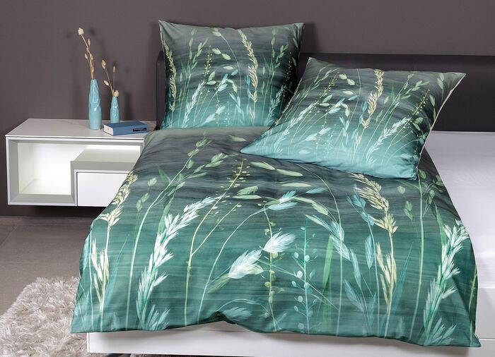 Bettw&auml;sche- Garnitur mit  Reissverschluss 