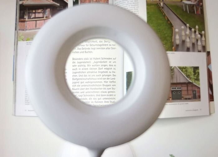 LED-Lupenlampe mit 8-facher Vergrösserung WEISS