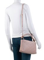 Laurina Tasche mit trendiger Ziersteppung PUDERROS&Eacute;