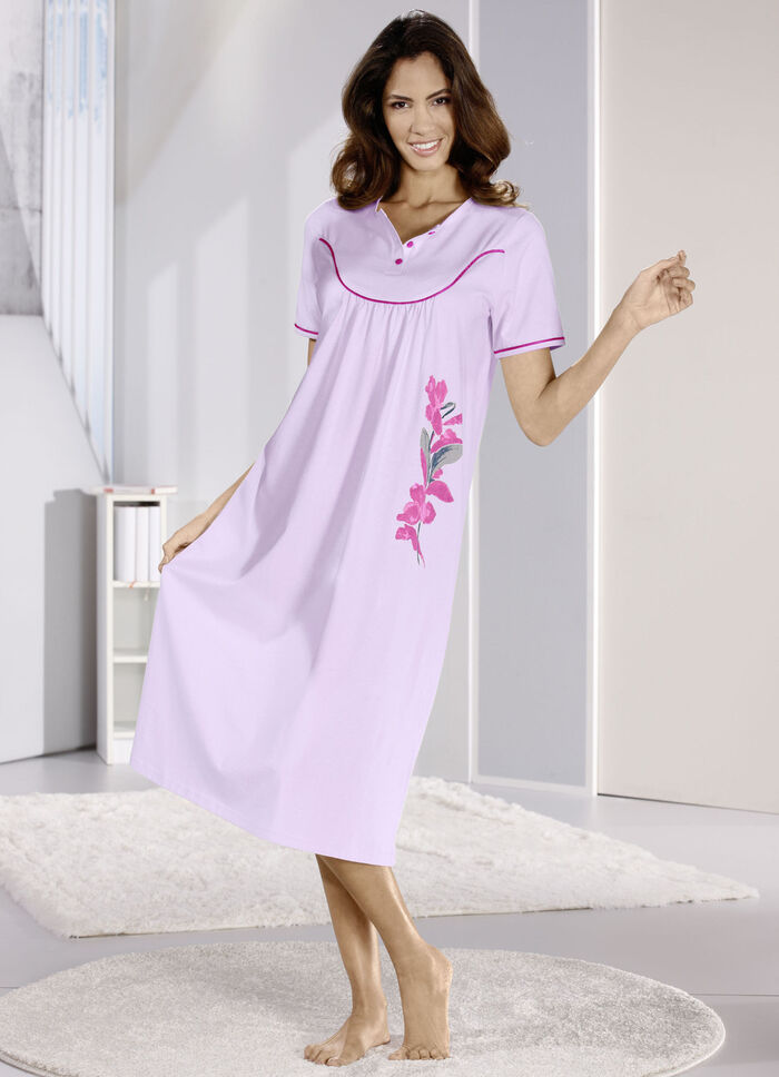 Wadenlanges Nachthemd mit Knopfleiste und kurzen Ärmeln  FLIEDER