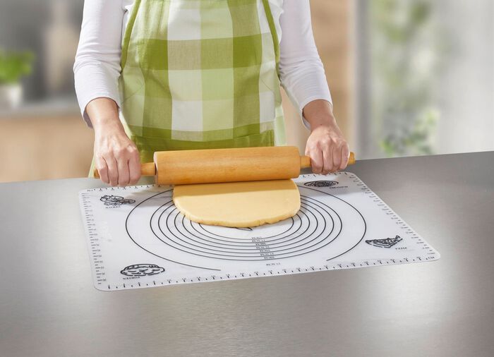 K&uuml;chenmaschine im Vintage-Design inkl. Silikon-Backmatte 