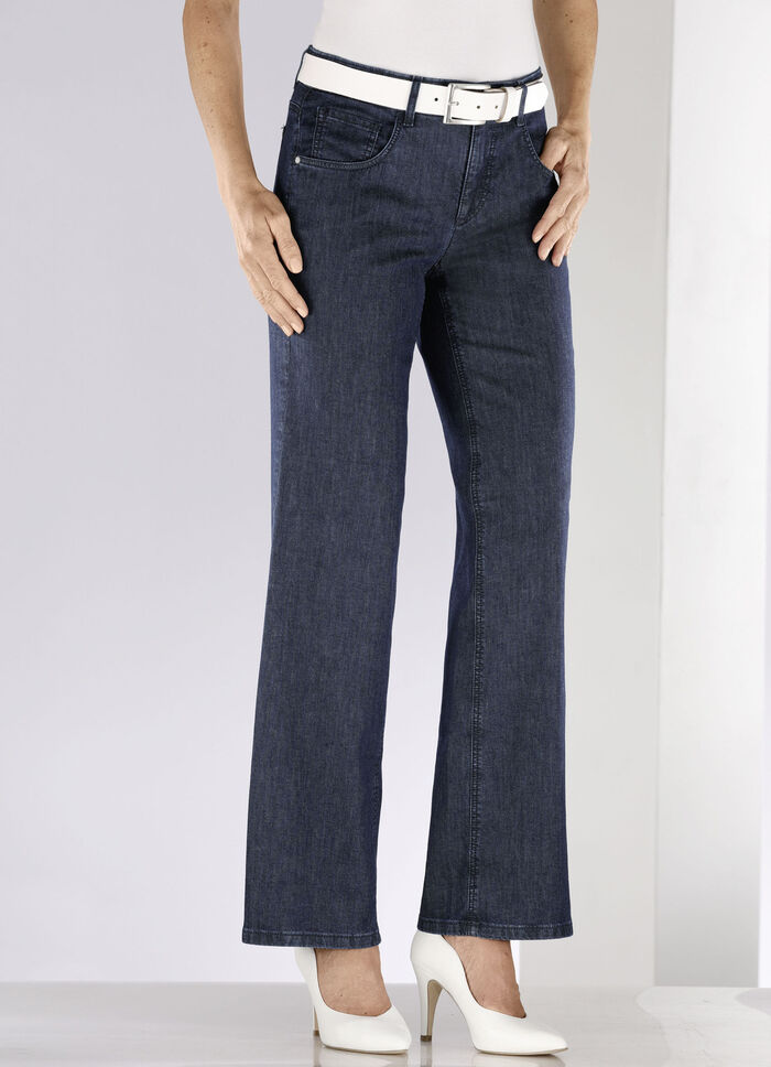 Jeans mit modisch weiterem Beinverlauf 