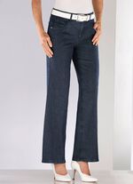 Jeans mit modisch weiterem Beinverlauf 