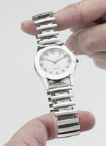 Armbanduhr mit Stretcharmband