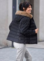 Kurzjacke mit abnehmbarem Kunstpelz-Besatz 