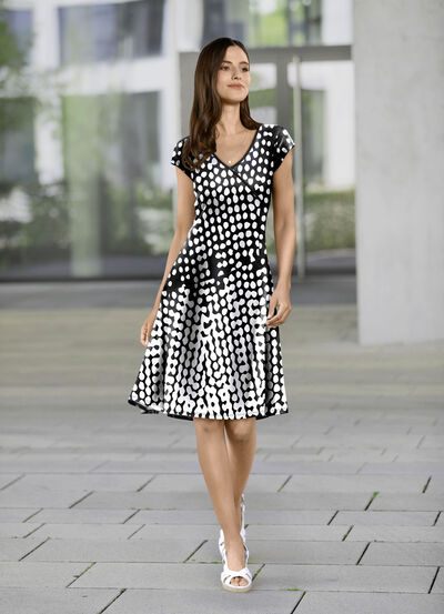 Kleid in Wickeloptik 