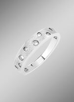 Zauberhafter Damenring mit synth. Zirkonia 