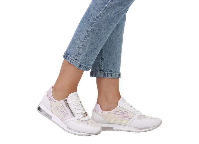Sneaker in interessant gepr&auml;gtem Materialmix WEISS-HELLFLIEDER