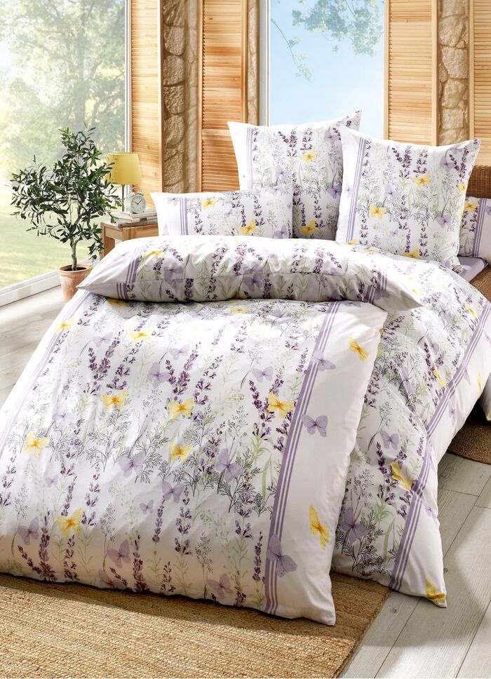 Bettw&auml;sche-Garnitur mit farbenfroher Lavendelwiese 